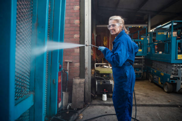 Best Concrete Pressure Washing  in Cheverly, MD